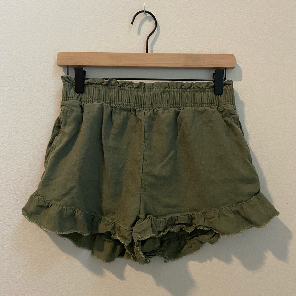 Aerie Soft Shorts with ruffles and pockets size Small